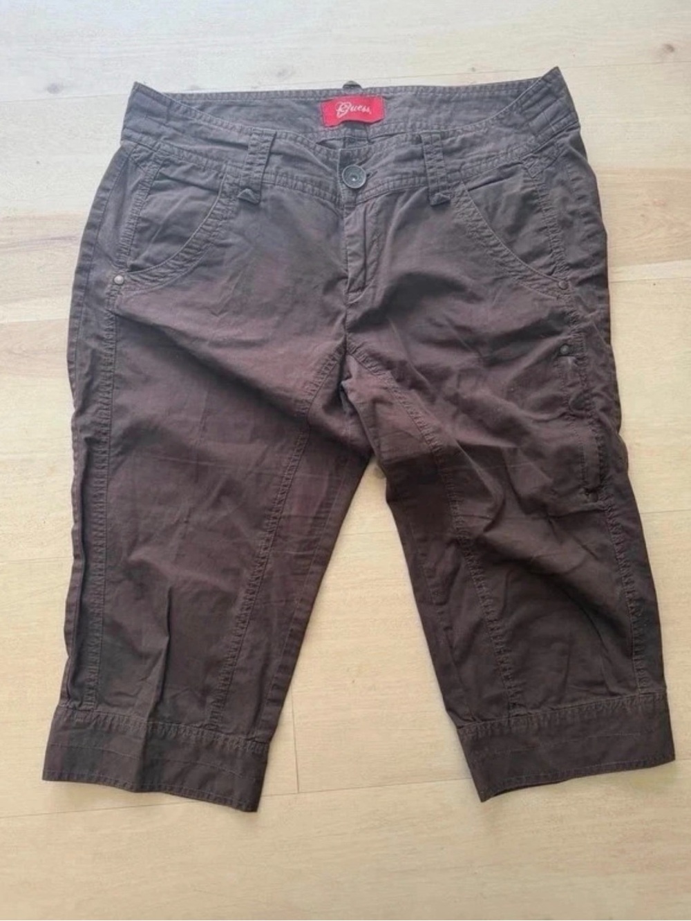 Y2K Grunge 2000’s Guess Women’s Brown Crop Cargo Pants Capris Size 31